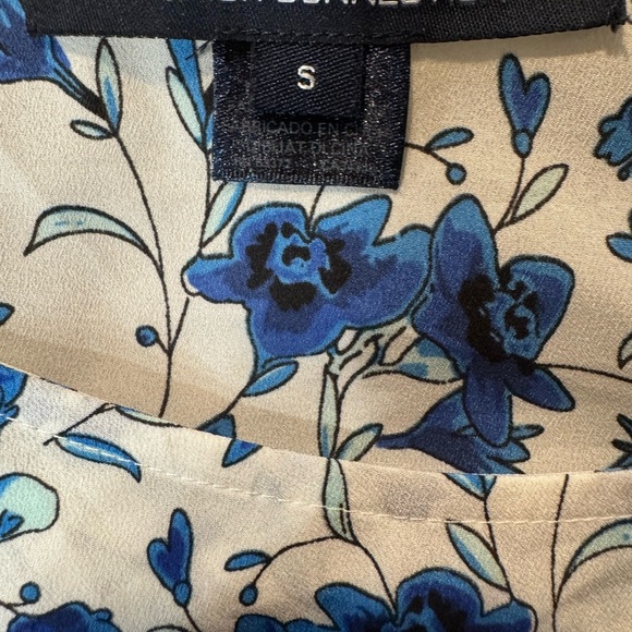 NWOT French Connection Floral Raglan Top S – Blue White Blouse Casual Everyday - Picture 4 of 5